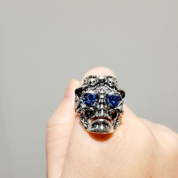 Brand New Silver Skull Blue Eyes Ring Adjustable Size #2 - Picture 3 of 8